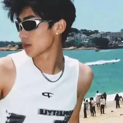 郝依霜